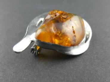 Bernstein Brosche mit Naturbernstein